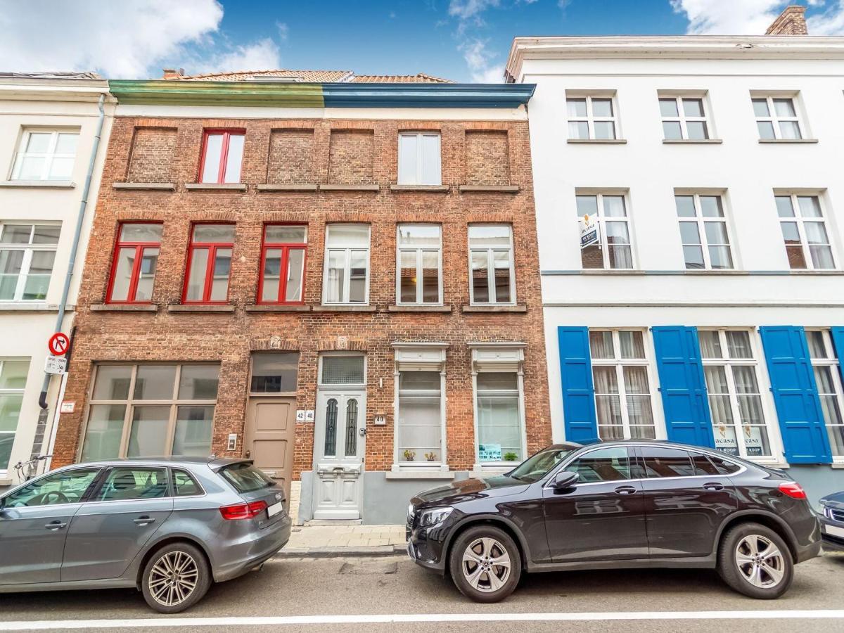 Town House With View Over The 3 Towers Of Bruggy Exteriér fotografie